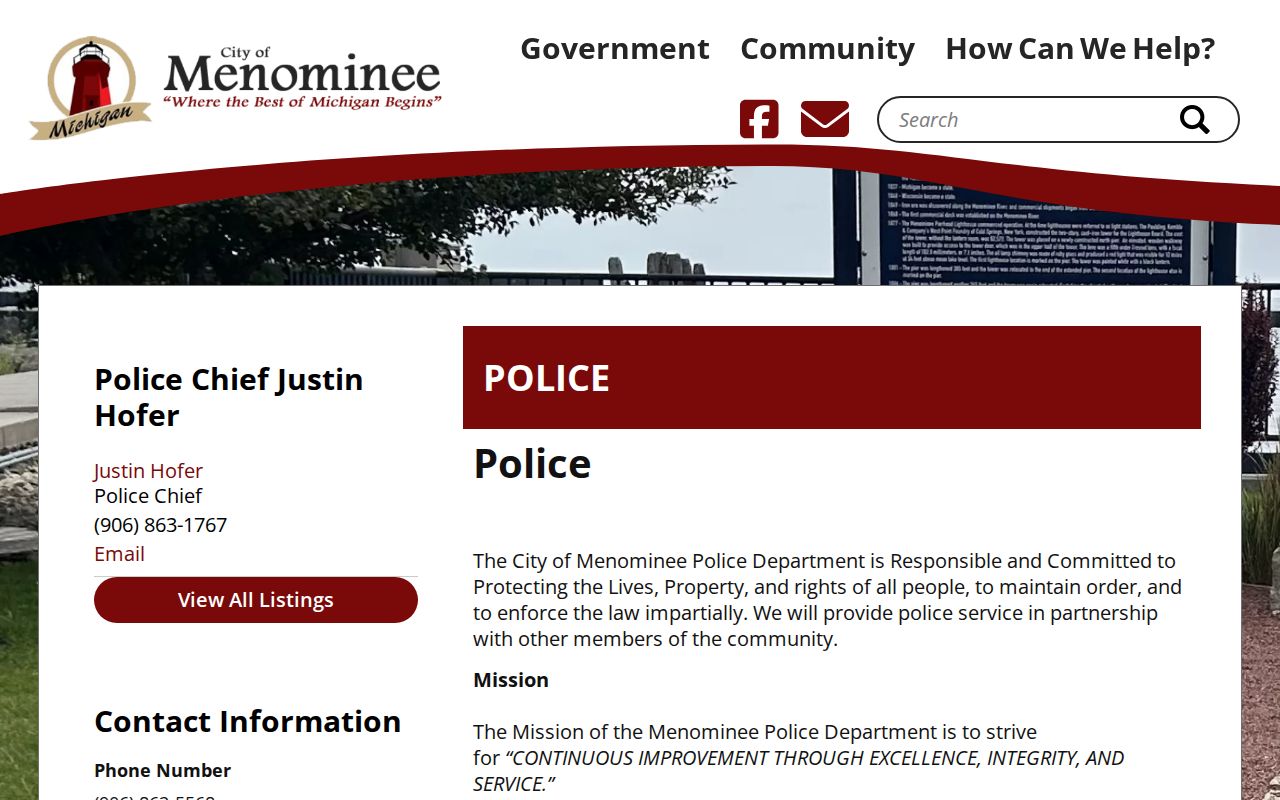 City of Menominee Police page linked to Menominee County municipal court warrant records